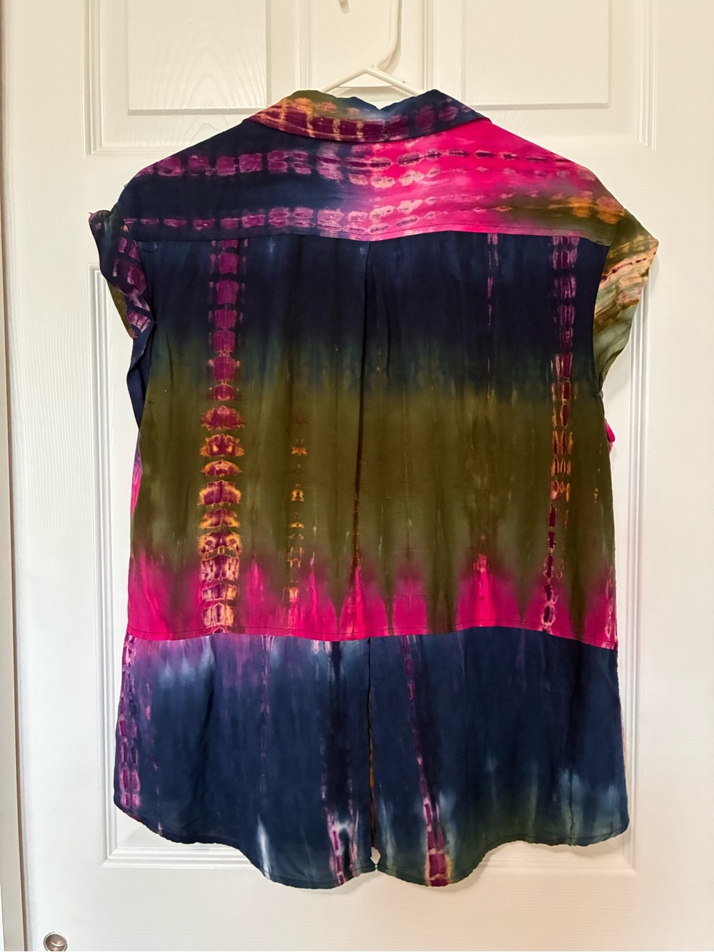 CHAMBRAI LOS ANGELES Blouse Women's Sz L Colorful Tie Dye Cap Sleeve Button Down - Picture 2 of 11